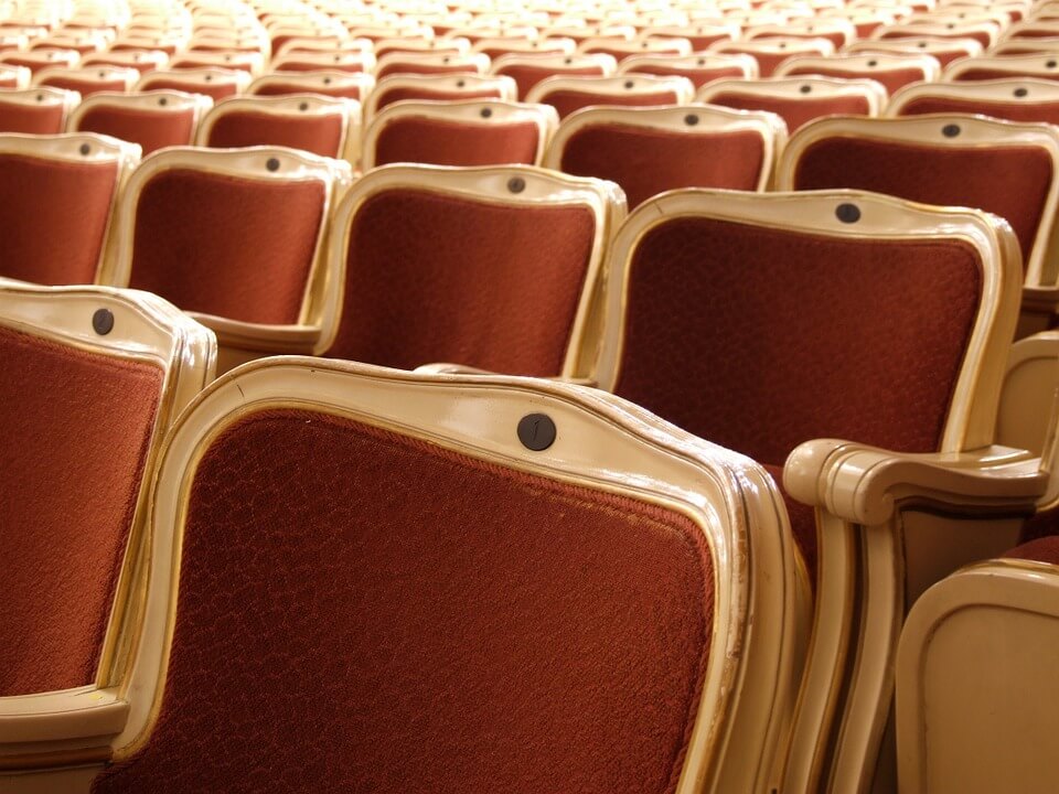 theater-seats-1033969_960_720 (1)